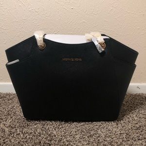Michael Kors Jet Set Chain Tote